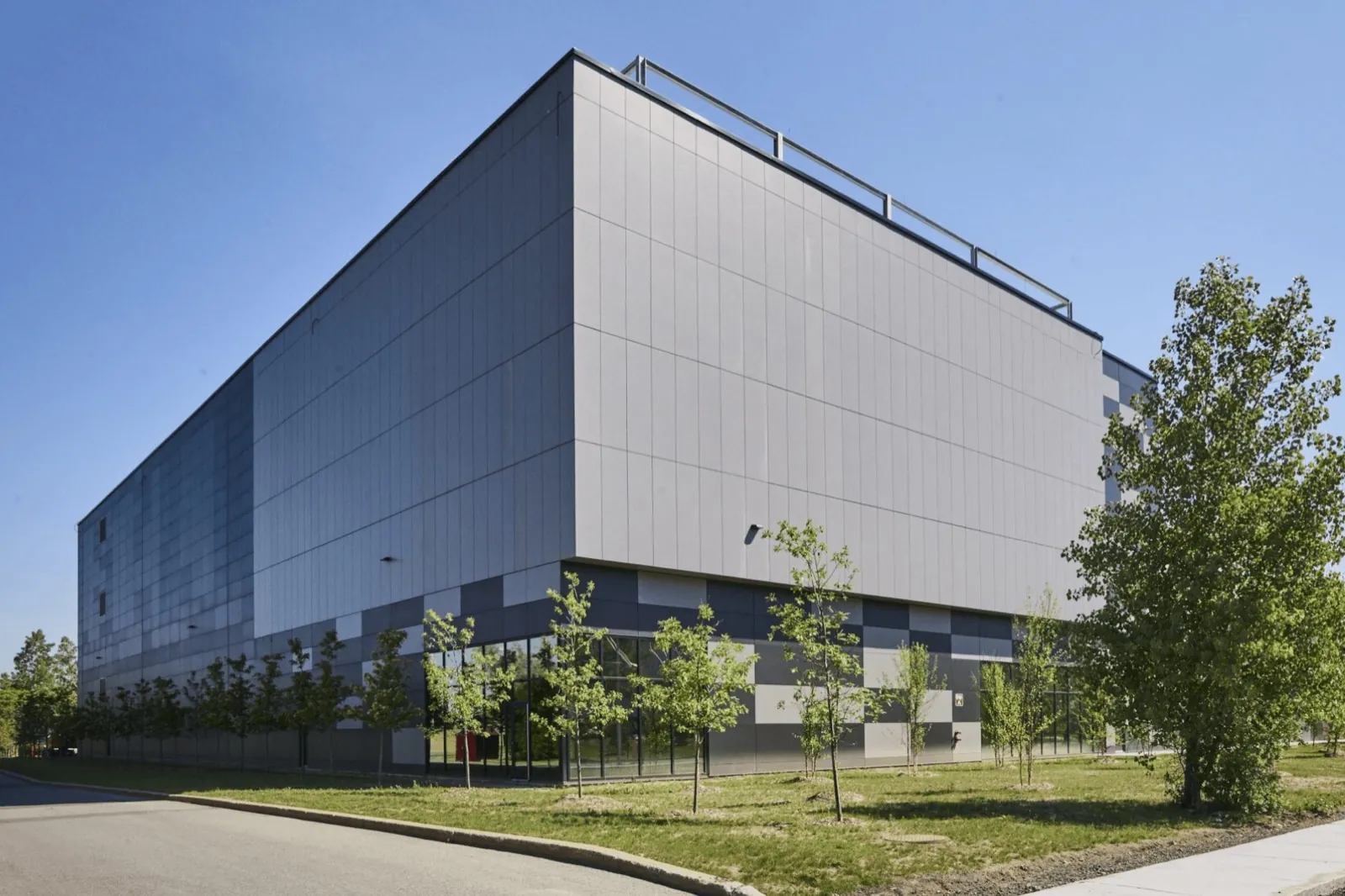 The CrocWeb data center building in Montreal